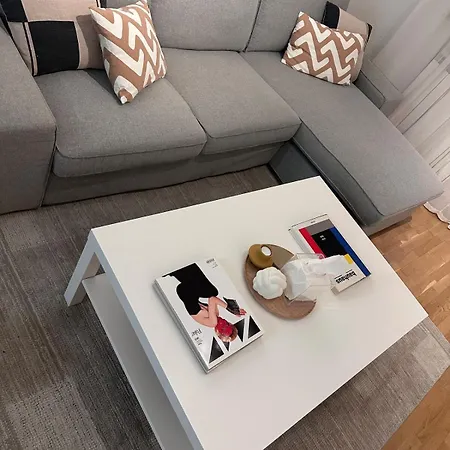 Vicino Апартаменты Нови-Сад